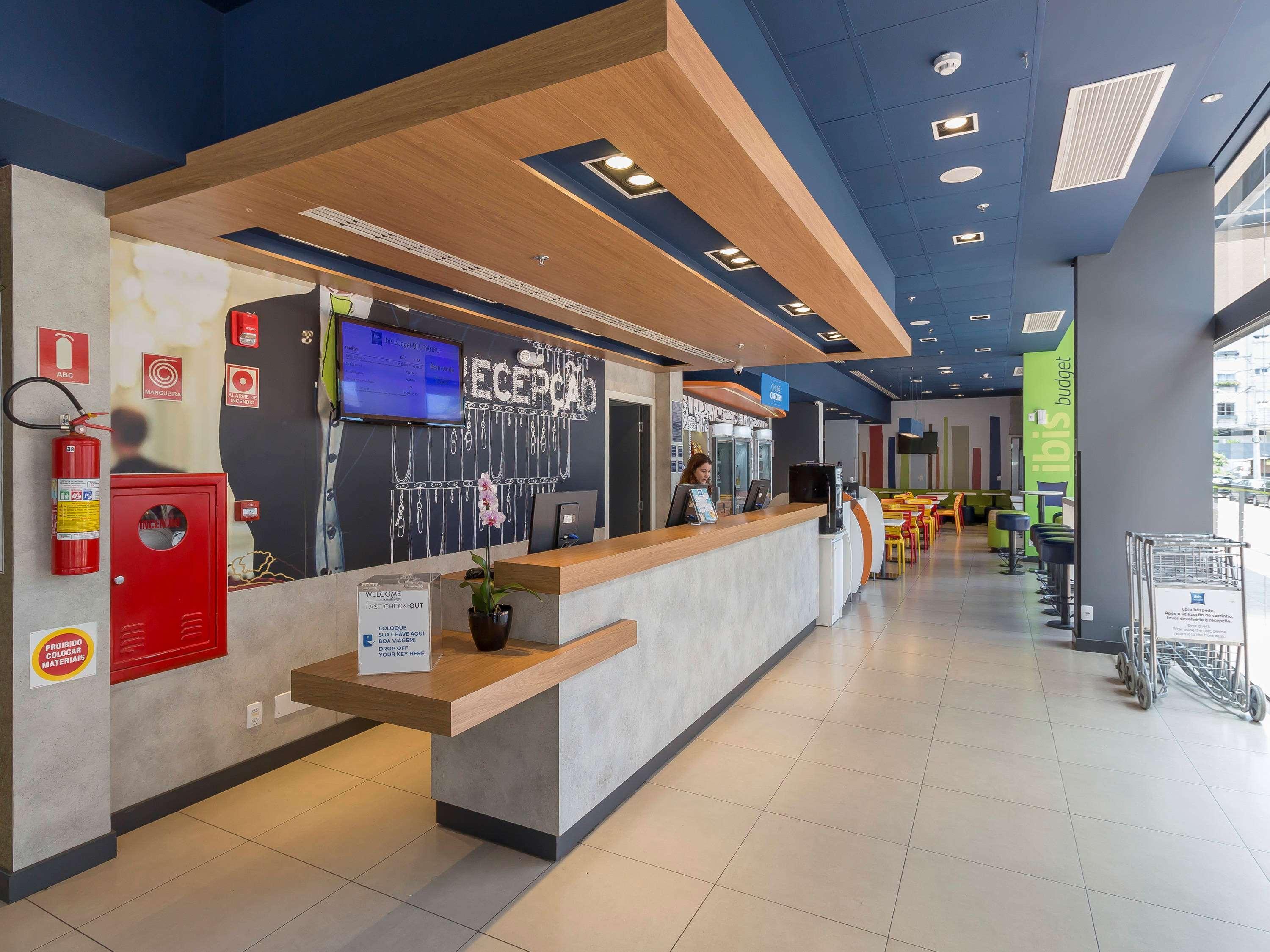 Ibis Budget Blumenau Ngoại thất bức ảnh